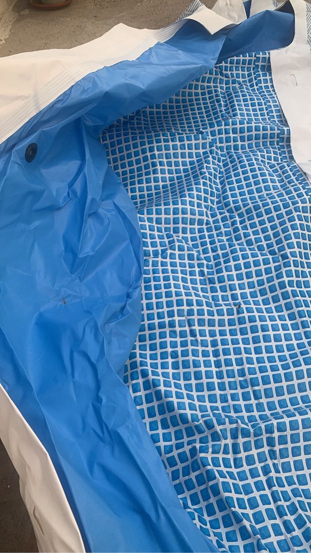 NUEVA A ESTRENAR!Piscina Intex 4x2x1 - Rectangular