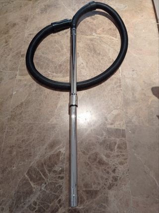 Aspiradora Ufesa Booster AC 6200