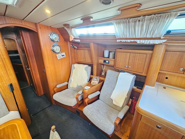 Najad 490 en Valencia: Velero Exclusivo Como Nuevo