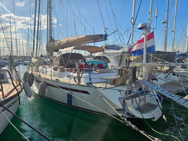 Najad 490 en Valencia: Velero Exclusivo Como Nuevo