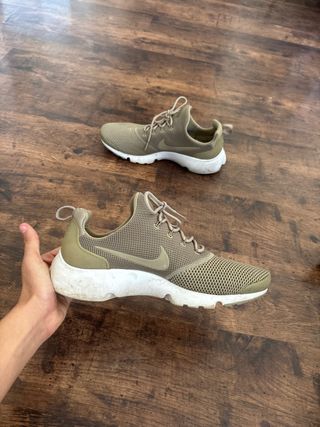 NIKE PRESTO FLY