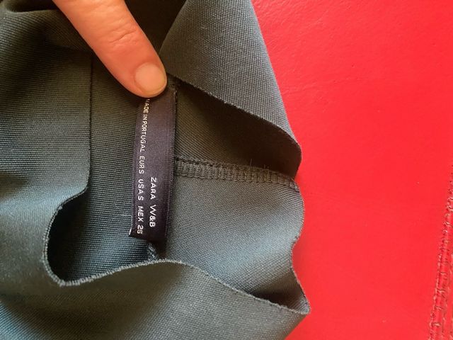 Top  Zara verde oliva - Talla S