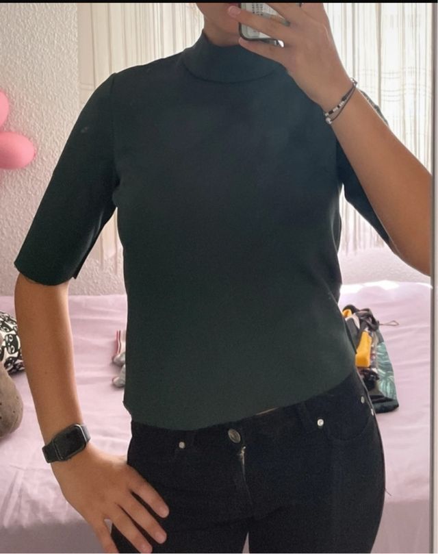 Top  Zara verde oliva - Talla S