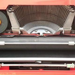 Olivetti Valentine roja