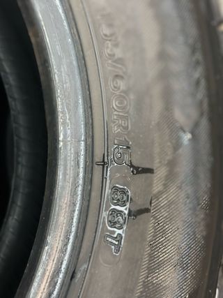 NEUMATICOS 195/60R15 88T