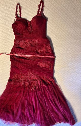Precioso vestido rojo Pronovias - Talla 42