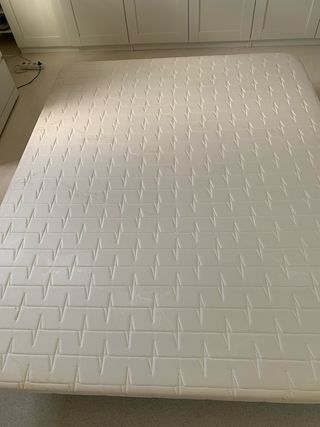 Base cama tapizada beige - Cama 150x190