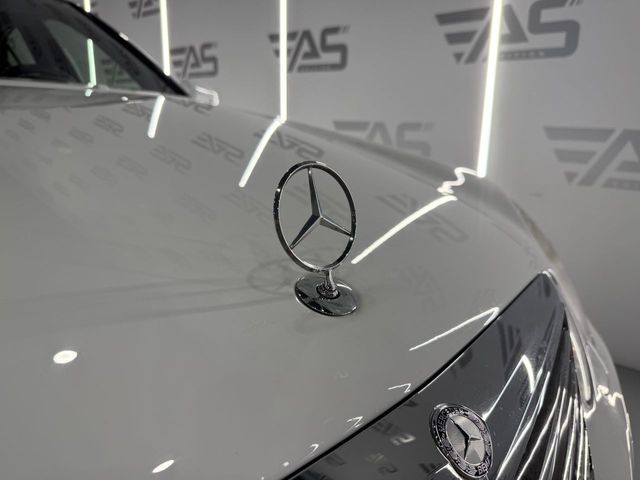 Mercedes Clase E E 63 AMG Auto - Pieza de Colección