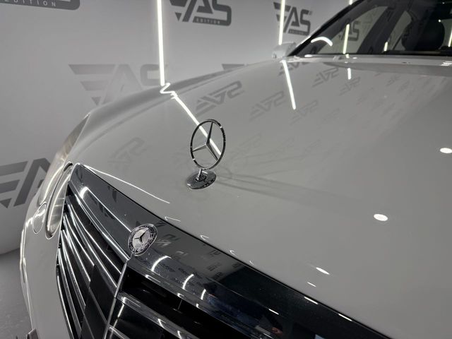 Mercedes Clase E E 63 AMG Auto - Pieza de Colección