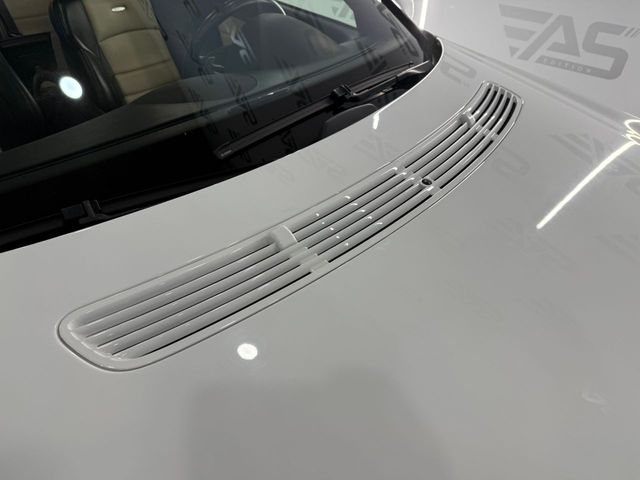 Mercedes Clase E E 63 AMG Auto - Pieza de Colección