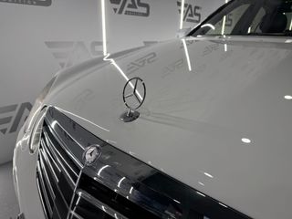 Mercedes Clase E E 63 AMG Auto - Pieza de Colección