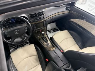 Mercedes Clase E E 63 AMG Auto - Pieza de Colección