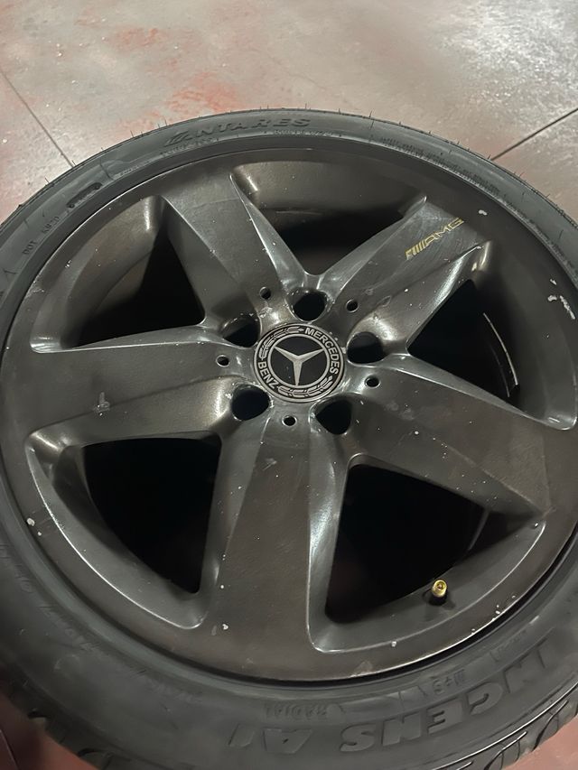Llantas y gomas Mercedes SLK AMG 17" - Originales