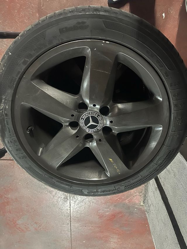 Llantas y gomas Mercedes SLK AMG 17" - Originales