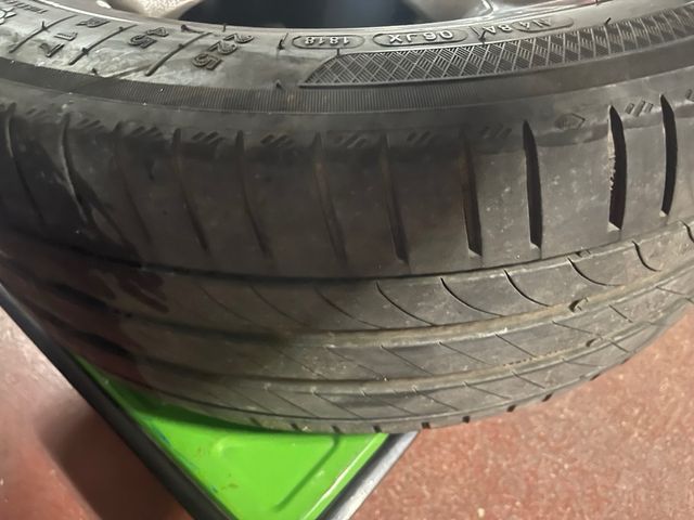 Llantas y gomas Mercedes SLK AMG 17" - Originales