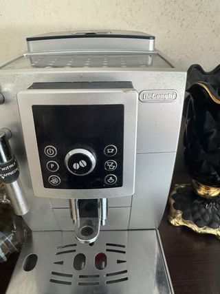 Cafetera DeLonghi EC685.M