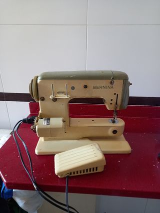 Máquina coser Bernina Antigua