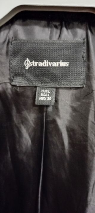 Abrigo Stradivarius 