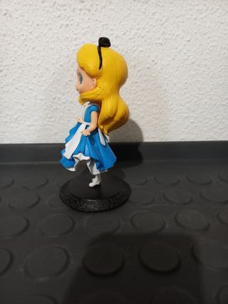 Figura de Alicia de Disney