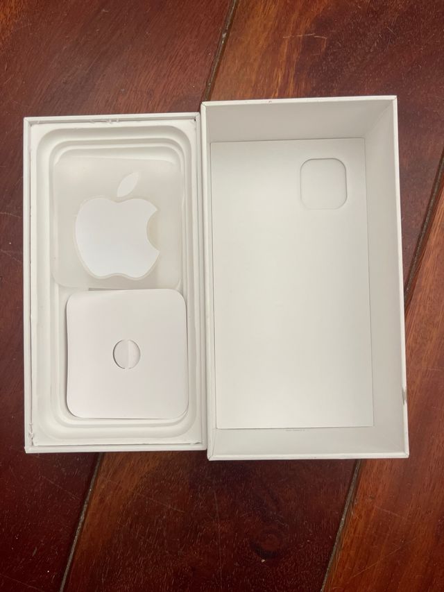 caja iphone 11 amarillo