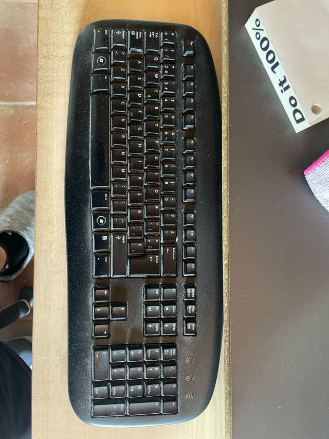 Monitor Asus + Torre Nox y teclado. Negociable.