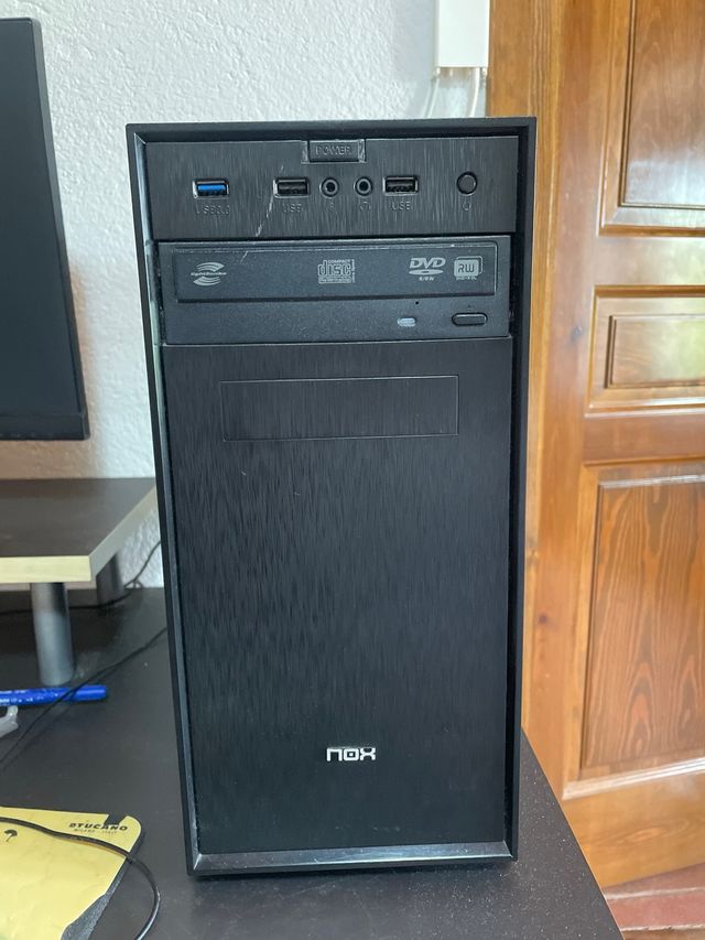 Monitor Asus + Torre Nox y teclado. Negociable.