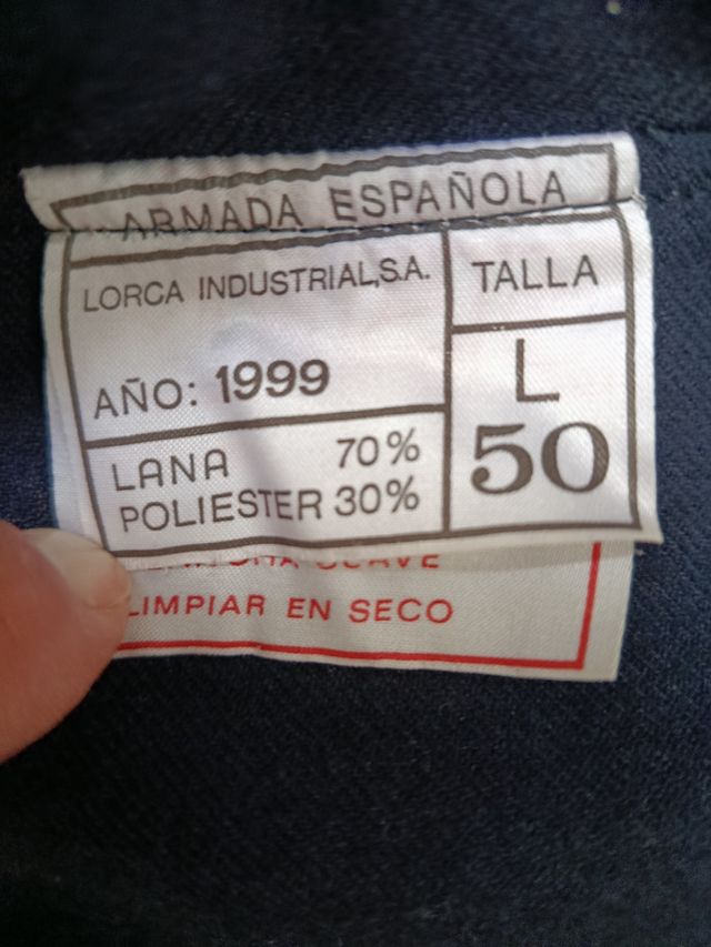 Traje bonito azul armada española