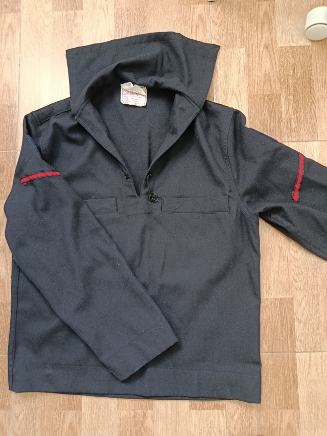 Traje bonito azul armada española