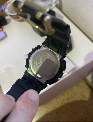 Reloj Casio G-Shock dorado ga110
