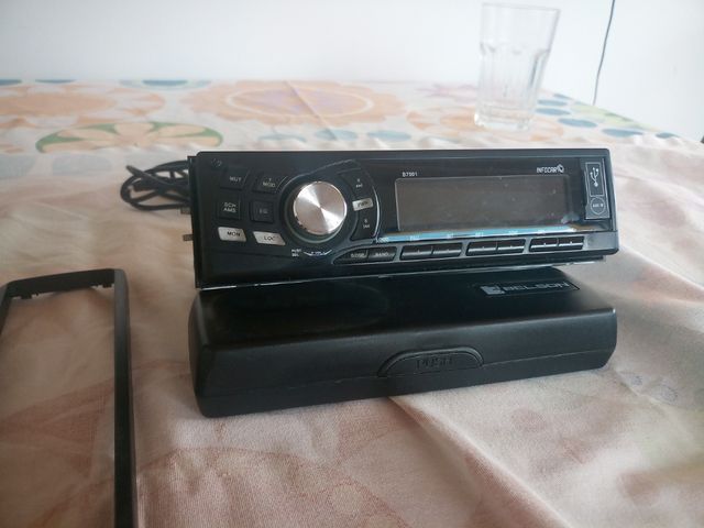 Autoradio USB MP3. INFOCUS