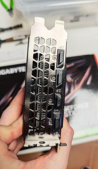 Tarjeta Gráfica Gigabyte GTX 1660ti 6Gb