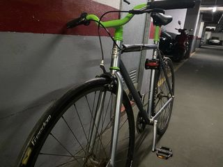 Bicicleta fixie Mongoose Maurice
