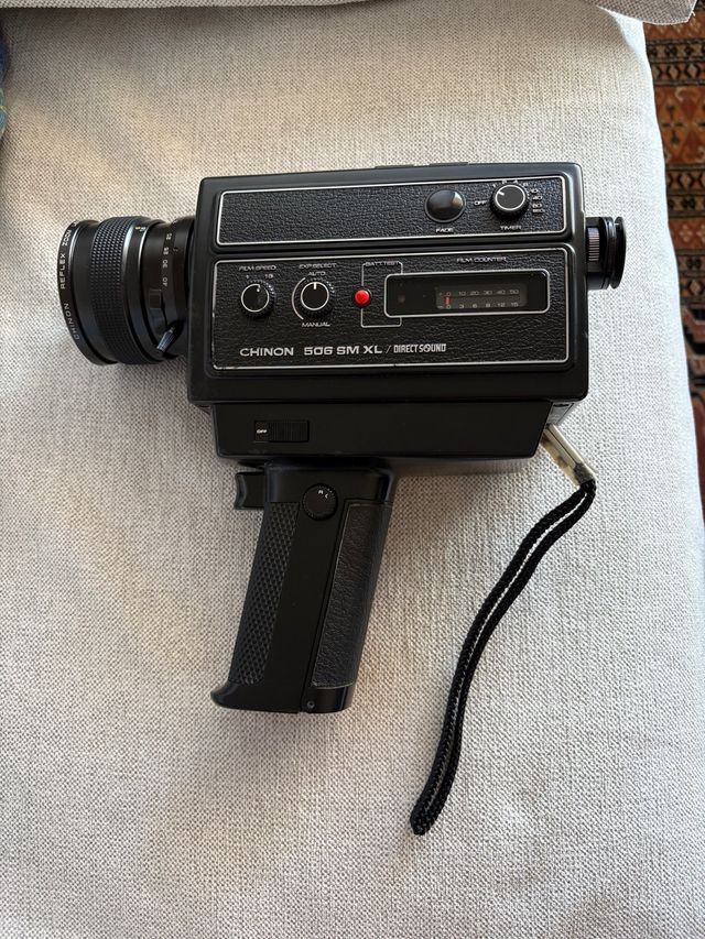 Máquina de cine Chinon antigua