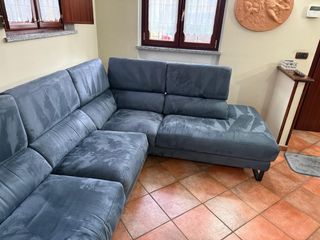 Divano artigianale su misura microfibra 