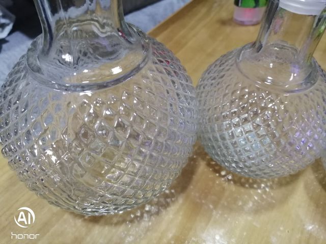 Set di 3 bottiglie di vetro antiche