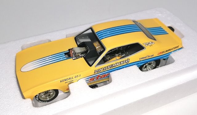 PLYMOUTH DRAGSTER STARDUST FUNNY CAR FLOPPERS 1:24