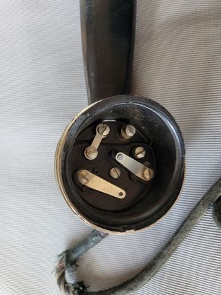 Telefono Ericsson mural de llamada a magneto