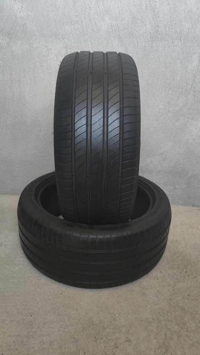 Dos neumáticos Michelin Primacy4