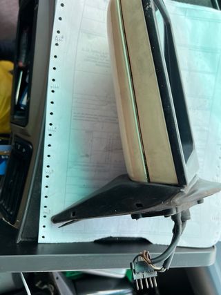 Retrovisor izq. eléctrico Mercedes W124