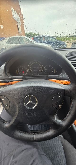 Mercedes-Benz Clase E 2003