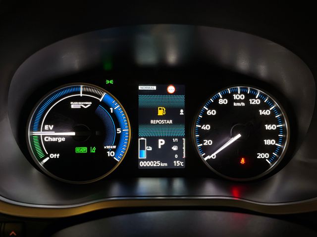 Mitsubishi Eclipse Cross PHEV Kaiteki 4WD