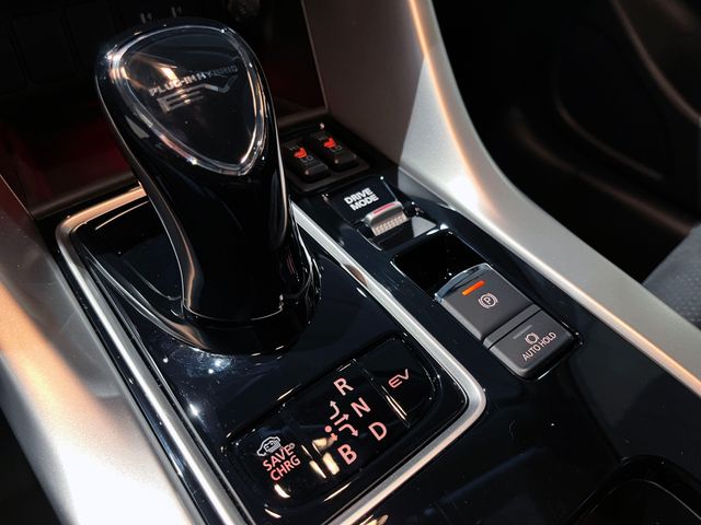 Mitsubishi Eclipse Cross PHEV Kaiteki 4WD