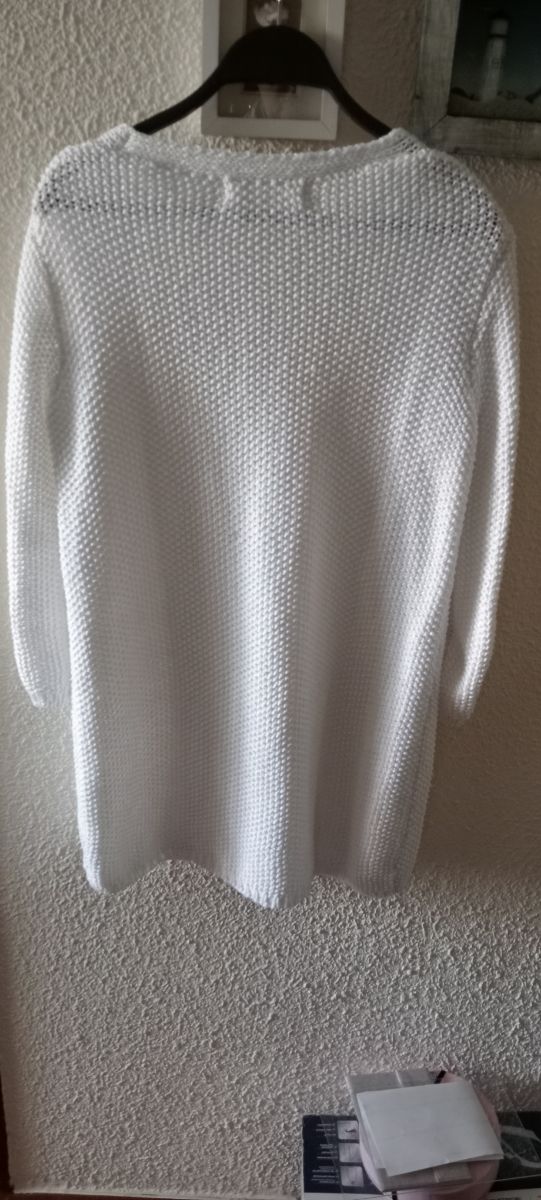 Jersey blanco escote pico,media manga.