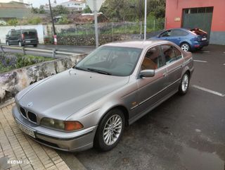 BMW Serie 5 1999 vendo o cambio por furgon