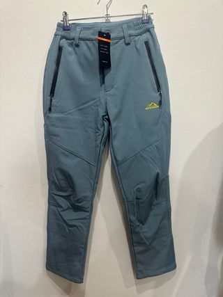 Pantalón montaña gris