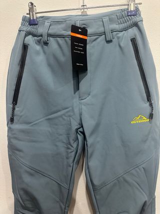 Pantalón montaña gris