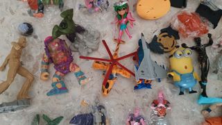 40 Action Figure: Saint Seiya, Dragon Ball