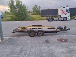 Alquiler remolque portacoches 2000kg MMA