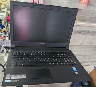Portátil Lenovo B50 negro