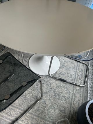 Mesa Tulip + 4 sillas transparentes